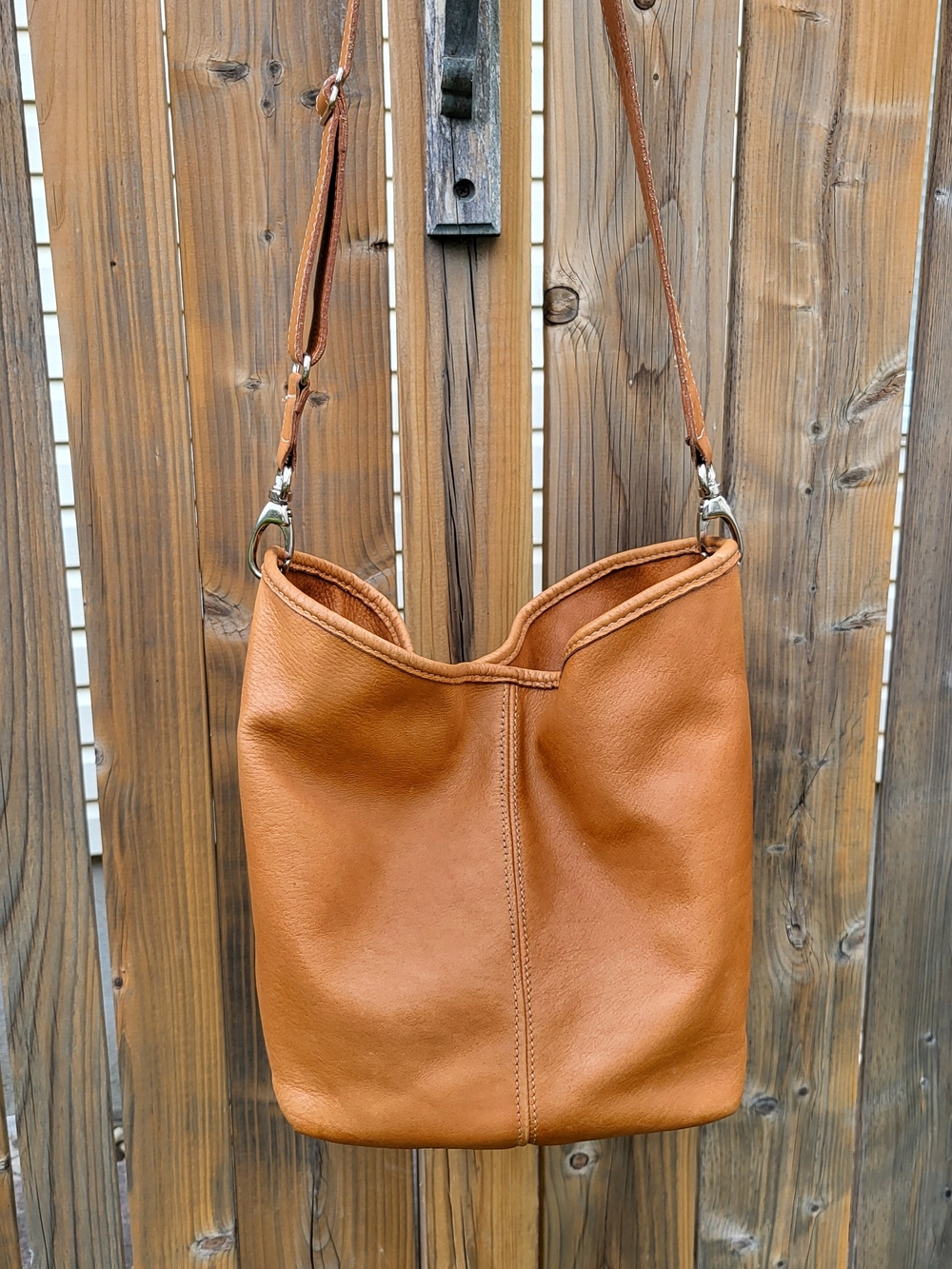 ROOTS Leather Bucket Shoulder Bag